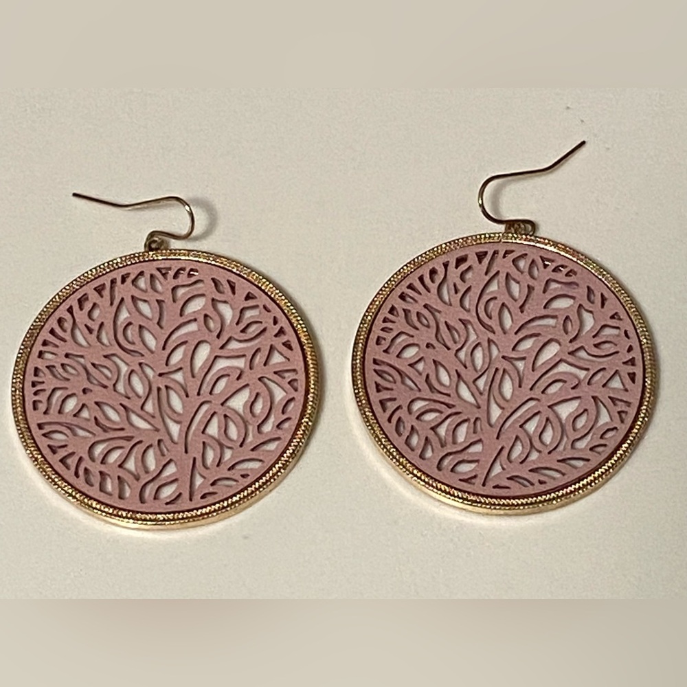 Pink Mesh & Gold Tone Disk Hanging Earrings ~Super cute & Lightweight Boho Chic